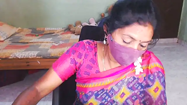 Snapshot of Novapol chatting on 02-21-26, 05:36 Novapol online show from 02-21-26, 05:36