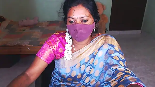 Snapshot of Novapol chatting on 02-23-26, 01:30 Novapol online show from 02-23-26, 01:30