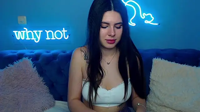 Snapshot of ViollinaLove chatting on 01-26-25, 11:50 ViollinaLove online show from 01-26-25, 11:50