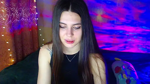 Snapshot of ViollinaLove chatting on 02-01-25, 02:45 ViollinaLove online show from 02-01-25, 02:45