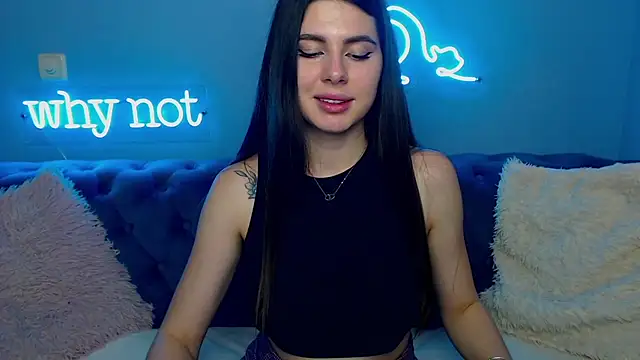 Snapshot of ViollinaLove chatting on 02-03-25, 11:53 ViollinaLove online show from 02-03-25, 11:53