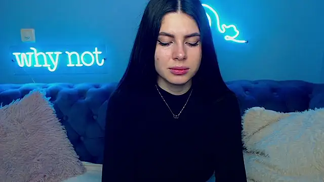 Snapshot of ViollinaLove chatting on 02-04-25, 11:49 ViollinaLove online show from 02-04-25, 11:49