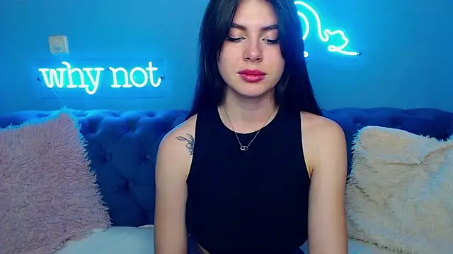 Snapshot of ViollinaLove chatting on 02-24-25, 11:54 ViollinaLove online show from 02-24-25, 11:54