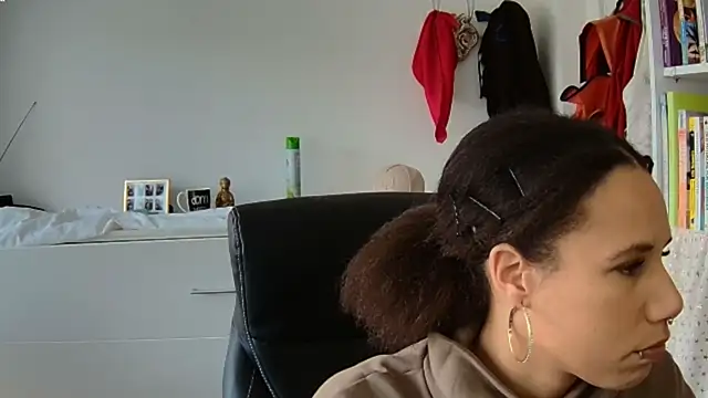 AaliyahHarris online show from 03-20-25, 12:53