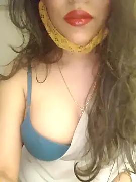 Snapshot of Lavanya_Shah chatting on 01-08-25, 05:37 Lavanya Shah online show from 01-08-25, 05:37