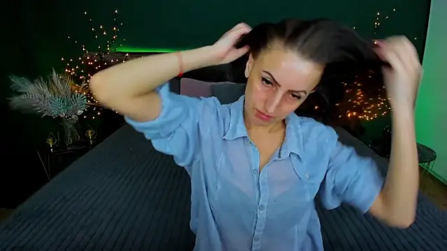 Rebecca Diamond online show from 02-04-25, 06:14