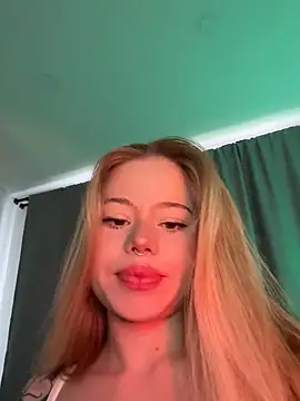 curchez  online show from 01-31-25, 07:51