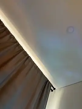 curchez  online show from 02-18-25, 07:52