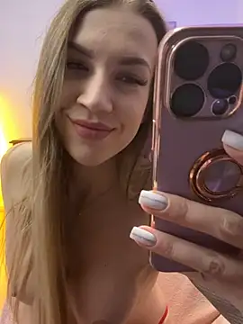 Snapshot of Cute-Alice chatting on 12-22-24, 02:27 Cute-Alice online show from 12-22-24, 02:27