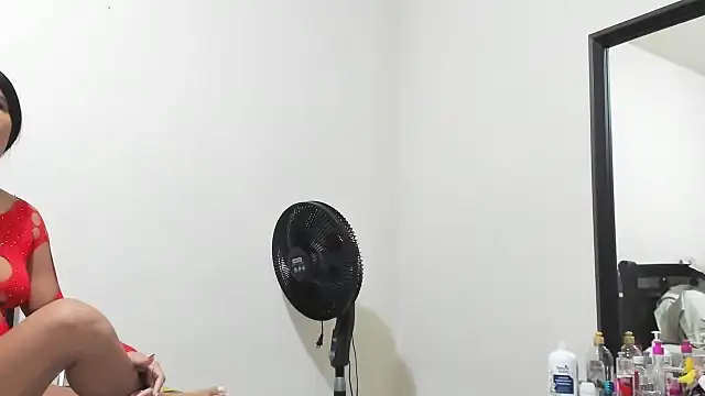 Snapshot of mara2020_69 chatting on 02-14-25, 01:18 mara2020 69 online show from 02-14-25, 01:18