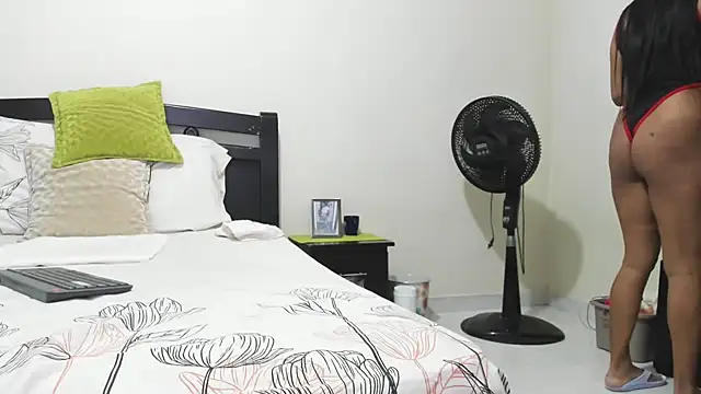 Snapshot of mara2020_69 chatting on 03-14-25, 11:56 mara2020 69 online show from 03-14-25, 11:56