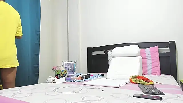 Snapshot of mara2020_69 chatting on 09-18-25, 02:52 mara2020 69 online show from 09-18-25, 02:52