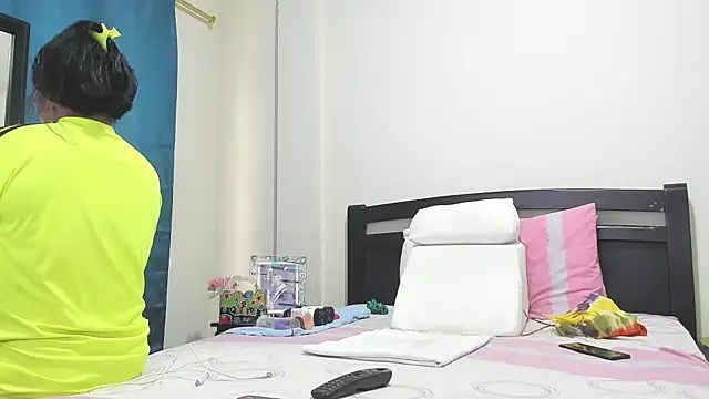 Snapshot of mara2020_69 chatting on 09-26-25, 03:05 mara2020 69 online show from 09-26-25, 03:05