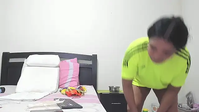 Snapshot of mara2020_69 chatting on 10-01-25, 02:56 mara2020 69 online show from 10-01-25, 02:56