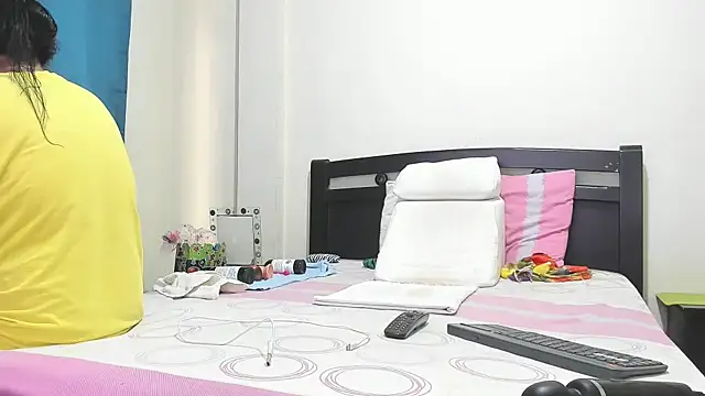 Snapshot of mara2020_69 chatting on 10-08-25, 02:14 mara2020 69 online show from 10-08-25, 02:14