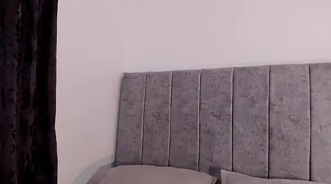 Hanna Risso online show from 01-31-25, 04:59