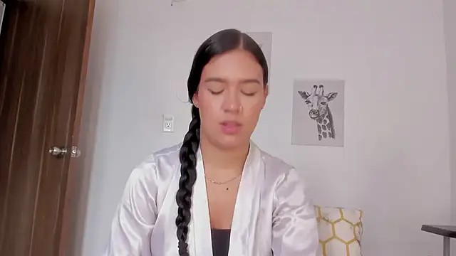 Hanna Risso online show from 02-10-26, 06:01