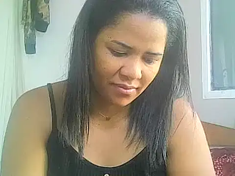 Snapshot of aleixane chatting on 12-20-24, 03:47 aleixane online show from 12-20-24, 03:47