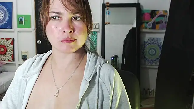 solamatista11 online show from 09-18-25, 08:22