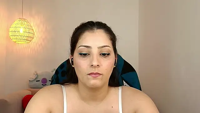 Snapshot of YummyAnna_ chatting on 09-18-25, 08:44 YummyAnna  online show from 09-18-25, 08:44