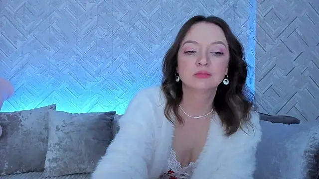 Snapshot of EvaBarsa_ chatting on 11-14-25, 02:43 EvaBarsa online show from 11-14-25, 02:43