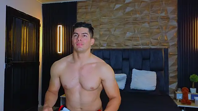 FelipeAndMarcello3 online show from 02-06-25, 11:04