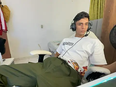 Max TheHorseDick online show from 12-30-24, 02:09