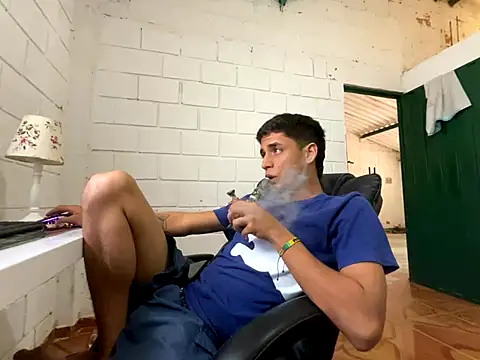 Max TheHorseDick online show from 11-24-25, 09:03