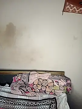 Sweet-Berry online show from 02-21-25, 06:59