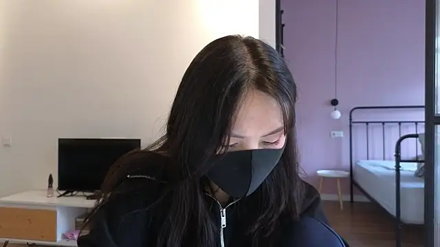 TammiLou online show from 02-13-25, 01:05