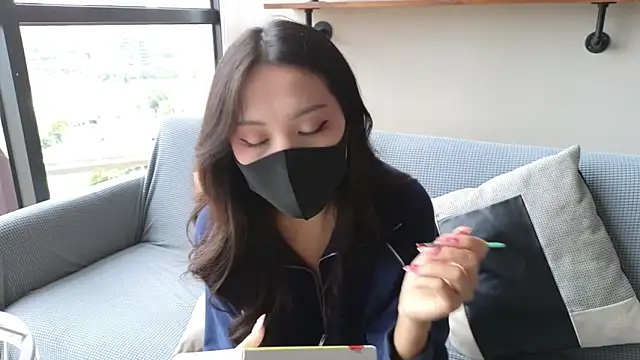 TammiLou online show from 03-19-25, 07:40