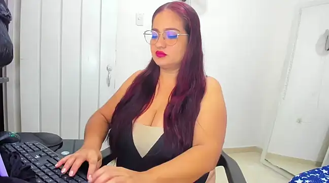 HUGEBOOBS MILF online show from 03-13-25, 11:16