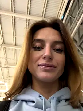 -AngelAri- online show from 10-15-25, 09:04