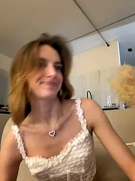 -AngelAri- online show from 11-15-25, 09:11