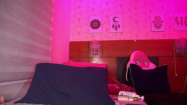 Snapshot of mssburbuja chatting on 01-31-25, 06:13 mssburbuja online show from 01-31-25, 06:13