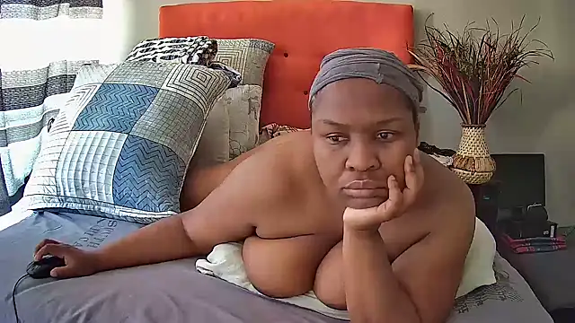 Snapshot of missboobsxx chatting on 12-13-24, 05:38 missboobsxx online show from 12-13-24, 05:38