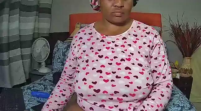 Snapshot of missboobsxx chatting on 01-17-25, 06:54 missboobsxx online show from 01-17-25, 06:54