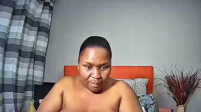 Snapshot of missboobsxx chatting on 01-24-25, 06:56 missboobsxx online show from 01-24-25, 06:56