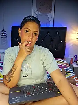 SunnyLovefg online show from 10-04-25, 03:48