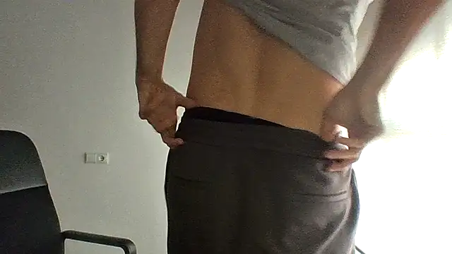 vargas90 online show from 10-21-25, 08:48