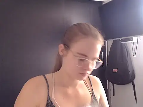 HellenMiyer1111 online show from 01-16-25, 06:59