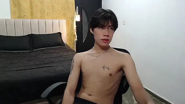 Snapshot of Elio-cam chatting on 02-20-25, 08:50 Elio-cam online show from 02-20-25, 08:50