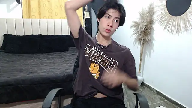 Elio-cam online show from 02-20-26, 01:57