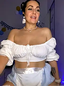 Snapshot of ImperialRice chatting on 10-02-25, 01:51 ImperialRice online show from 10-02-25, 01:51