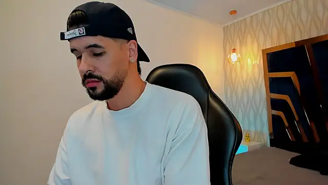 Petesevans online show from 11-30-25, 01:59