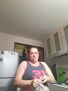 Snapshot of karlythoth@xh chatting on 10-28-25, 04:42 karlythothxh online show from 10-28-25, 04:42