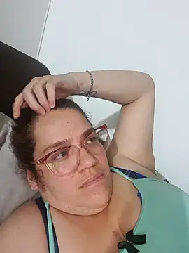 Snapshot of karlythoth@xh chatting on 11-04-25, 01:59 karlythothxh online show from 11-04-25, 01:59