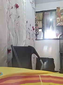 Snapshot of karlythoth@xh chatting on 11-30-25, 05:17 karlythothxh online show from 11-30-25, 05:17