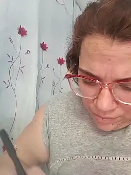 Snapshot of karlythoth@xh chatting on 12-01-25, 04:34 karlythothxh online show from 12-01-25, 04:34