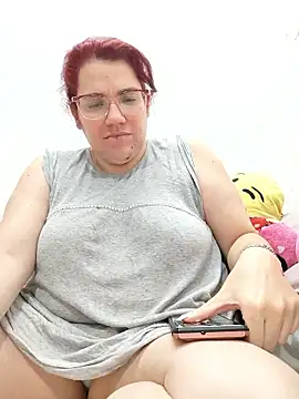 Snapshot of karlythoth@xh chatting on 01-11-26, 05:07 karlythothxh online show from 01-11-26, 05:07